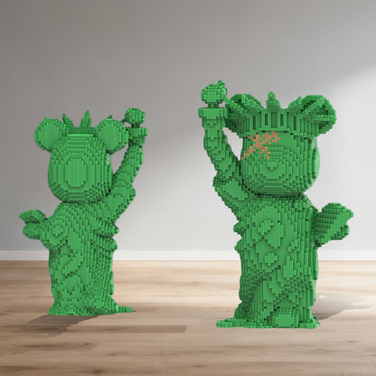 DAHONPA Classic Green Patina Liberty Bear Micro Building Blocks Set (6750 PCS) – DIY Retro Art Trendy Collectible Figurine for Kids & Adults