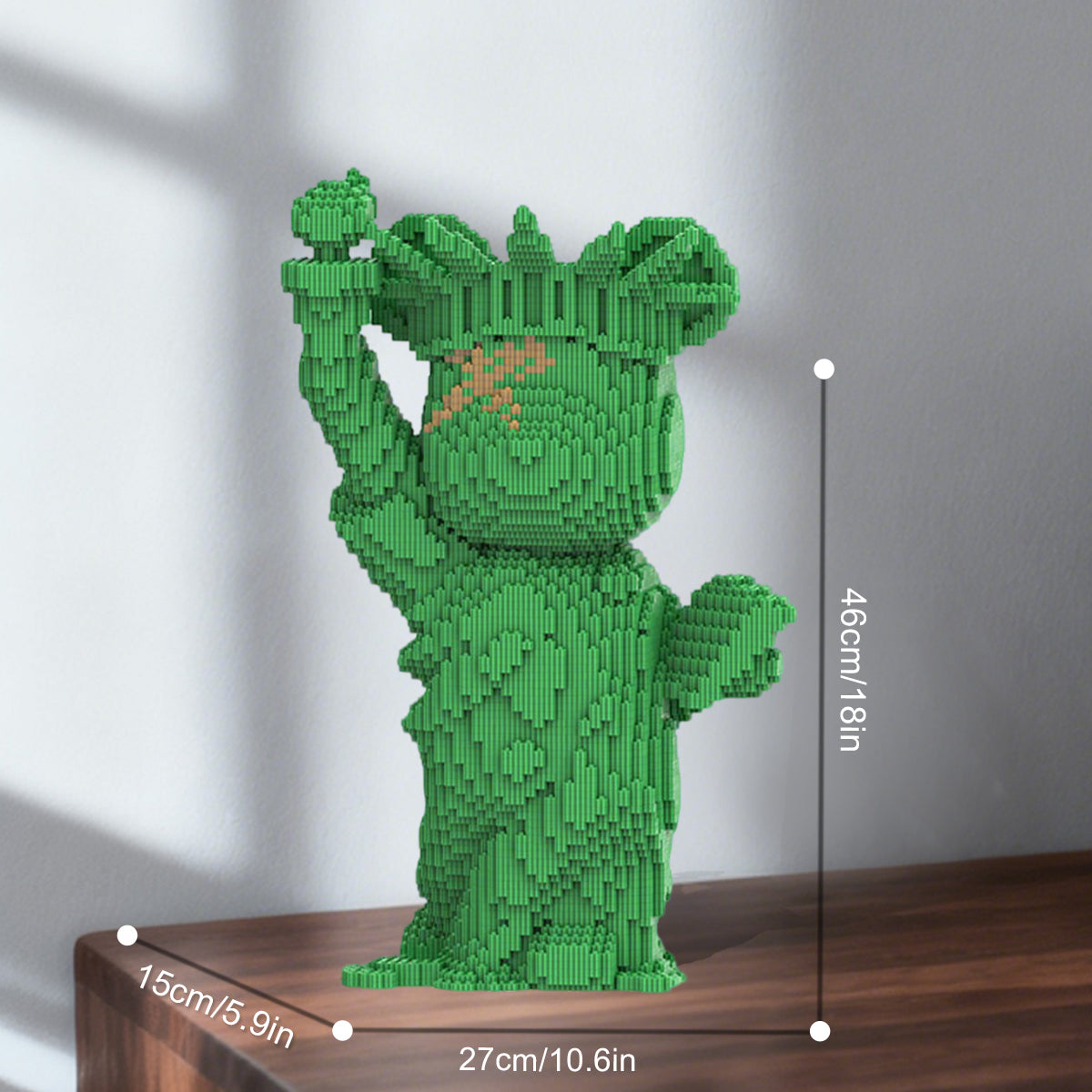 DAHONPA Classic Green Patina Liberty Bear Micro Building Blocks Set (6750 PCS) – DIY Retro Art Trendy Collectible Figurine for Kids & Adults