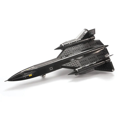 DAHONPA SR71 Blackbird military reconnaissance aircraft model built from premium Building Blocks